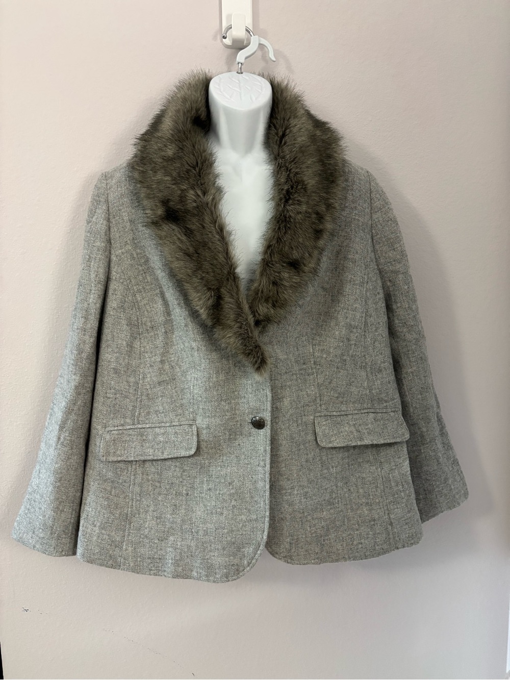 TALBOTS NWT Gray Wool Blend Blazer Removable Faux Fur Collar Size 18w
